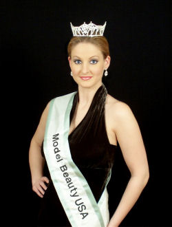 Melissa Bisson (1) — National Winner — Debut Pageant