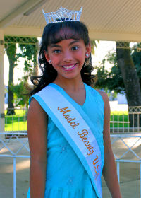 Natalie Wong — National Winner — Back to School Beauties 2006 Pageant